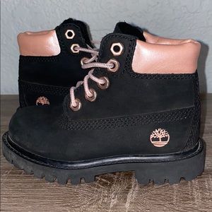 Timberland boots black with pink sz 7